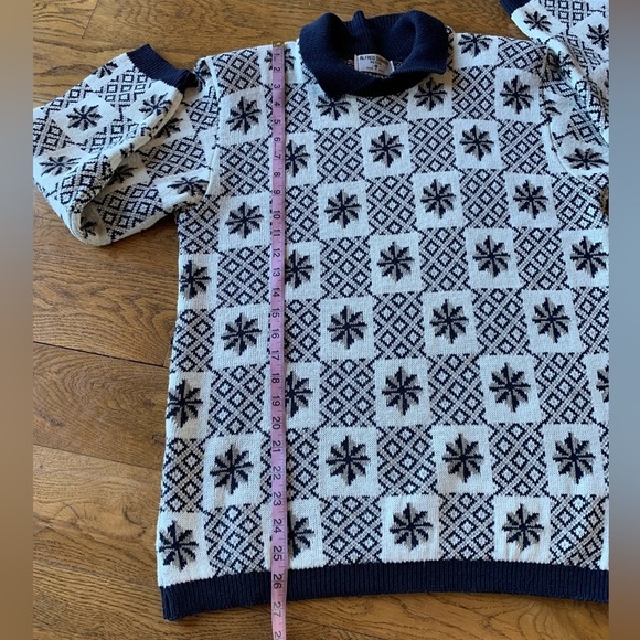 Alfred Dunner Navy Sweater Geometric Print - Picture 7 of 11